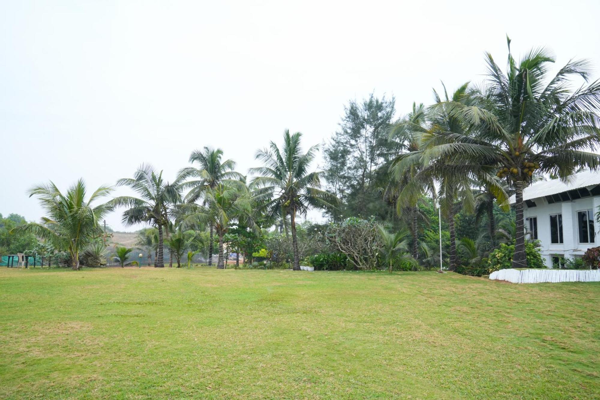 Regenta Beach House Resort, Goa Benaulim Zewnętrze zdjęcie